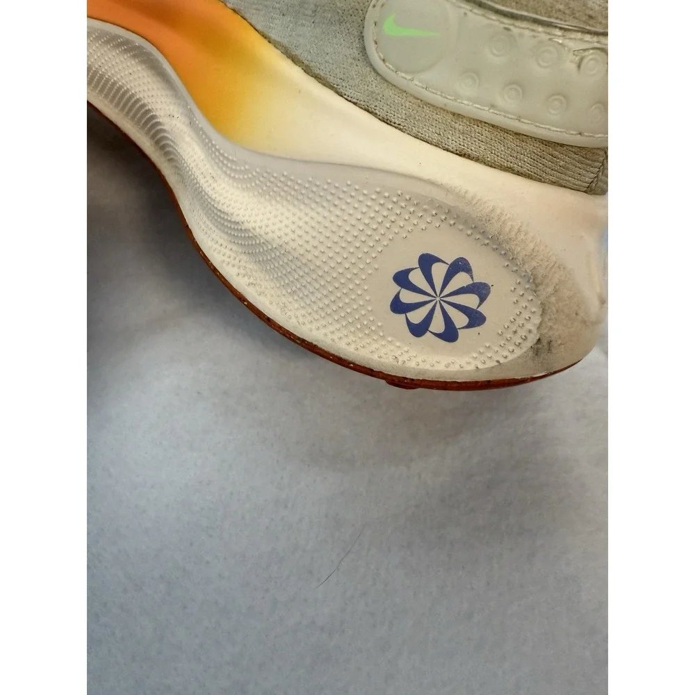Nike Women's InfinityRN 4 Sea Glass Safety‎ Orange Running Shoe Sneaker Size 8